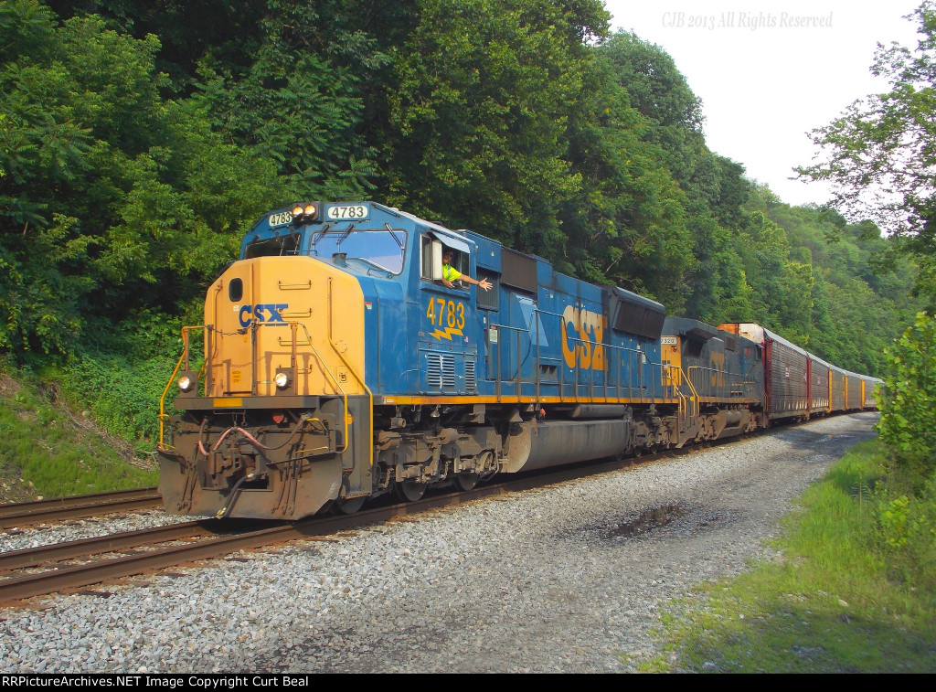 CSX 4783 and 7320 